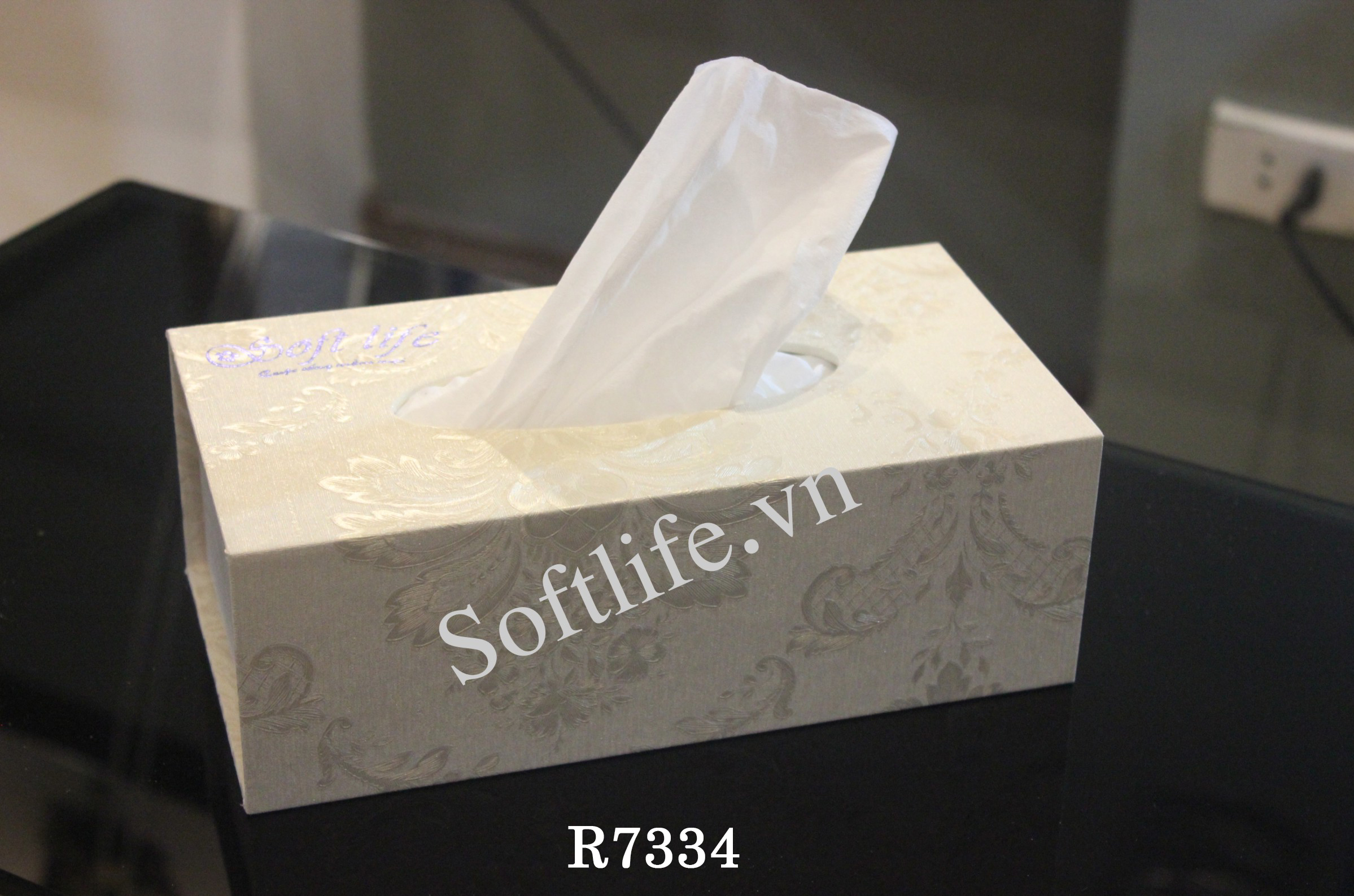 Hộp khăn giấy lụa Soft Life R7334