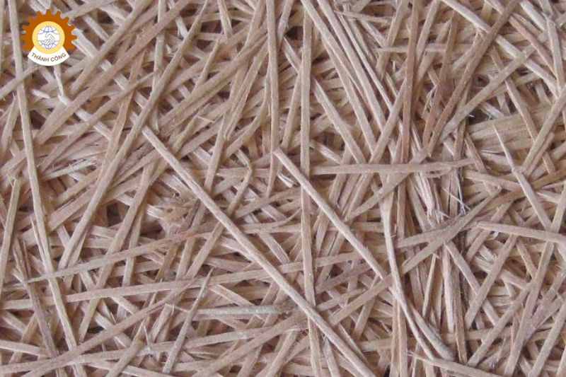 Len gỗ tiêu âm được làm từ vật liệu gì?